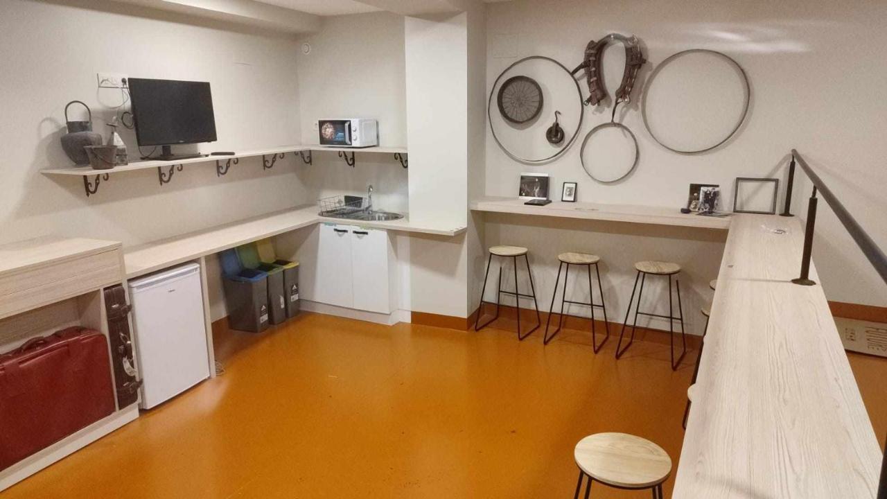 Turoqua Hostel Понтеведра Экстерьер фото