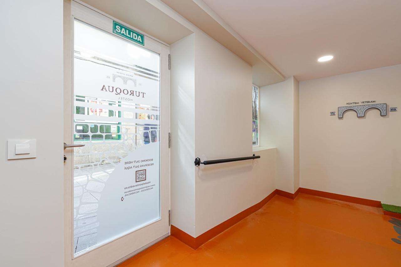 Turoqua Hostel Понтеведра Экстерьер фото