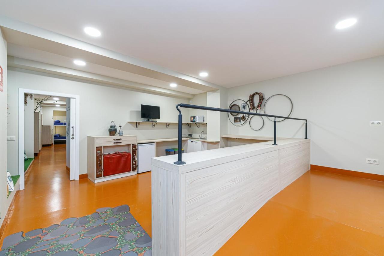 Turoqua Hostel Понтеведра Экстерьер фото